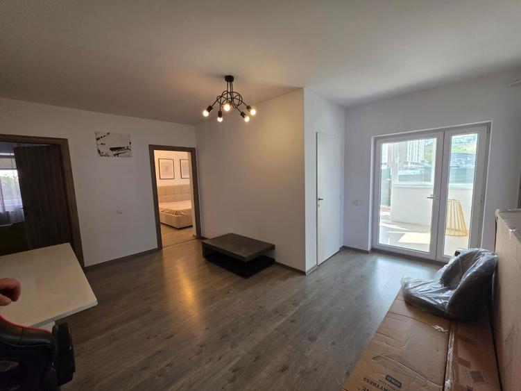Apartament 4 camere, gradina proprie, parcare, langa BMW