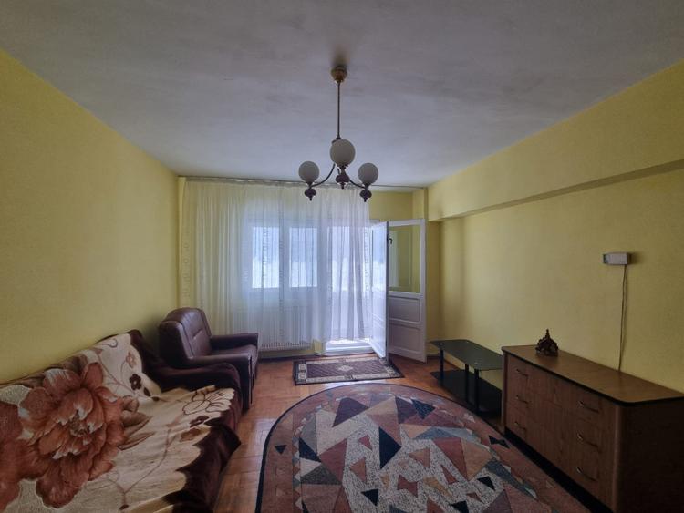 Mihai Viteazu - Ultracentral - Apartament 3 camere decomandate