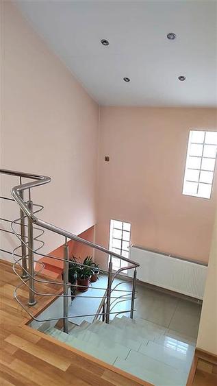 Vila individuala 6 camere, teren 2500 mp