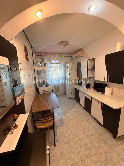 2 camere etaj 3 Brazda lui Novac - 2