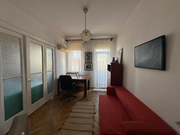Charming 2-Room Apartment for Rent in Armenească – Style & Comfort in the Heart
