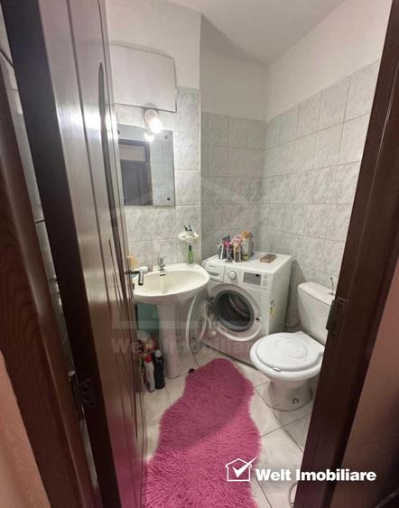 Apartament 4 camere decomandate, 82 mp, etaj intermediar, zona The Office