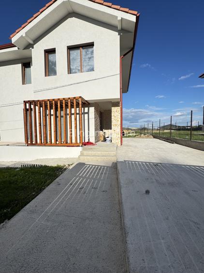 Casă individuală, 4 camere, 120 mp utili, teren liber 702 mp, Chinteni - 14