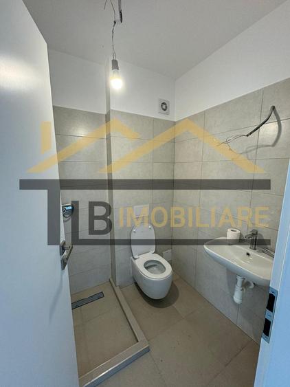 Spatiu comercial, 60 mp, Zona Maurer