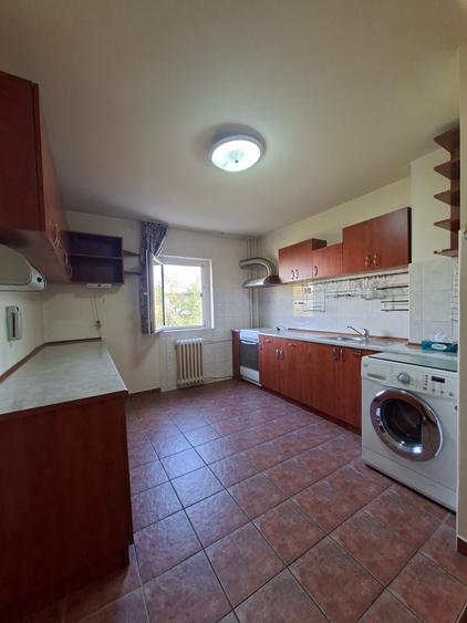 Apartament  cu garaj sub bloc+ boxa