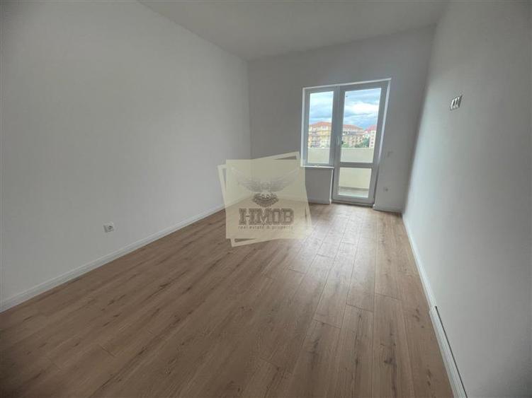 Apartament 2 camere etaj 1 cu balcon si parcare Doamna Stanca