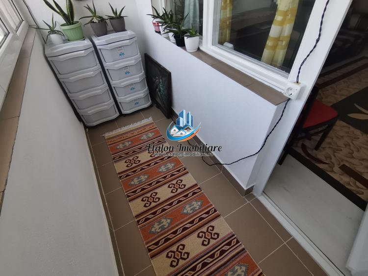 Apartament 4 camere, decomandat, 65 mp, Calea Romanului - Rate