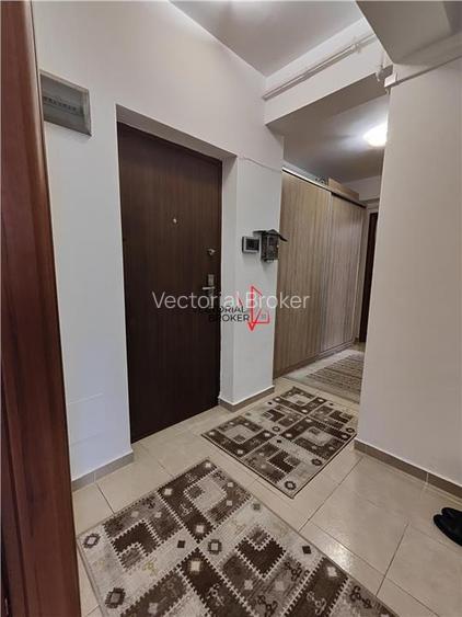 Vitan Mall Mihai Bravu- Metrou, loc parcare subteran, foarte spatios.