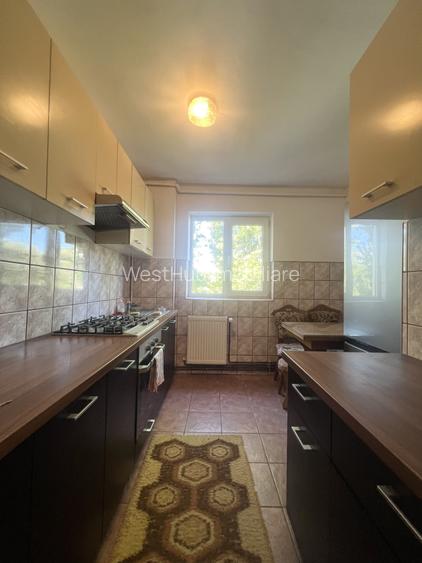 Apartament 3 camere, 65 mp utili, etaj 2, centrala proprie - Cetatii - 8