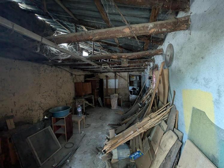 Teren cu casa demolabila Radu Negru, 178 mp, deschidere 10 m