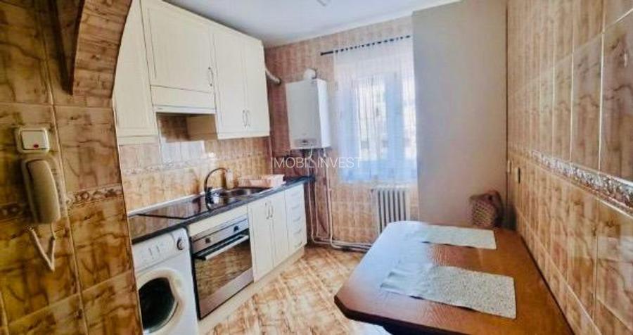 Apartament 2 camere, Cetate, balcon, parcare, 280 Euro/luna - 5