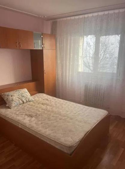Apartament 3 camere Dacia