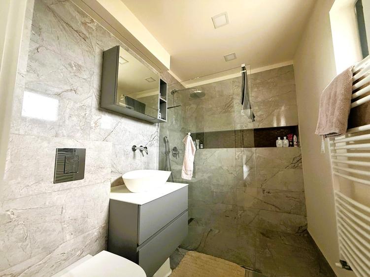 Apartament 4 camere Iancu Nicolae