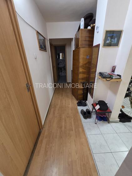 Comision 0%! Lipovei, 4 camere, Etaj 1! - 4