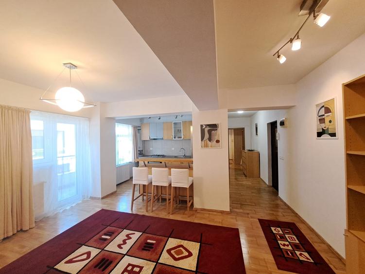 2 camere elegante în Mogoșoaia – gata să te muți, cu lift și parcare inclusă