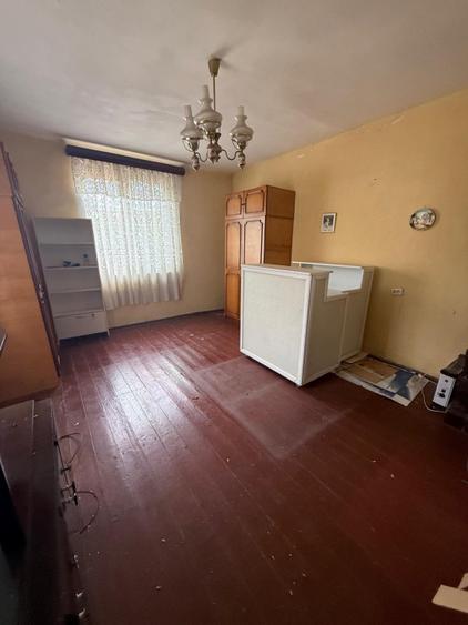 Casă bătrânească – teren 339 mp, zona Câmpia Islaz