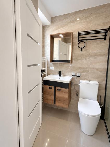 Apartament 3 camere, 100 mp, zona Medicina