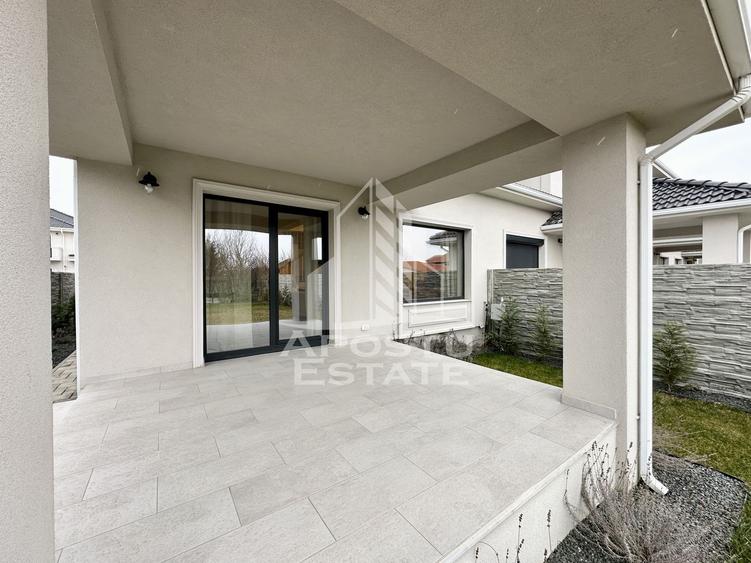 Jumatate de duplex cu 4 camere de vanzare, Dumbravita Timis