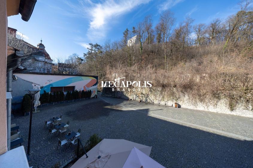 Apartament 2 camere | Piața Sfatului – Centrul Istoric | 50 mp