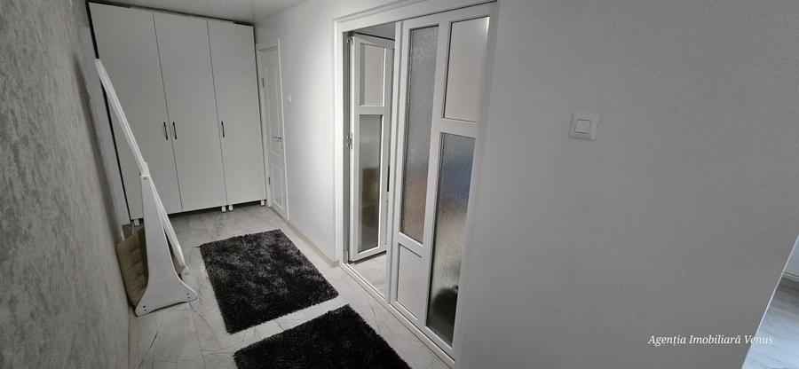 Casa renovata la 5 min de Uvertura Mall