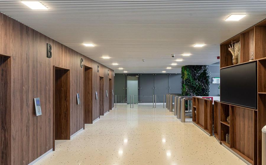 Comision 0! Spații de birouri in Hermes Business Campus B