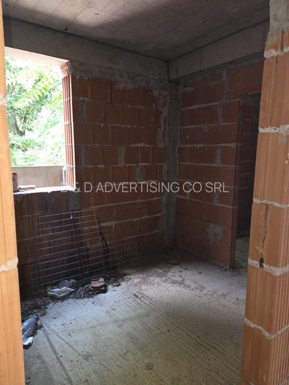 Calea Giulesti - Casa individuala P+2 - la rosu  - Caramida poroterm+ beton - 17