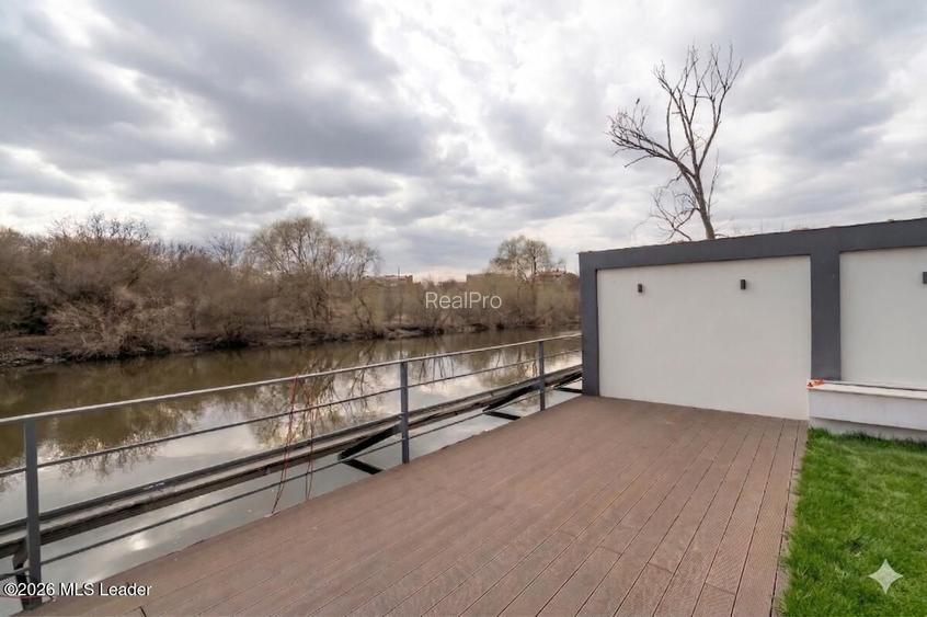 Iancu Nicolae - Vila high-end pe malul lacului, Gradina cu Ponton - 60
