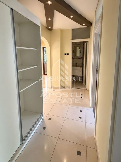 Apartament de vanzare cu 3 camere, 2 bai, 2 balcoane, zona Girocului - 2