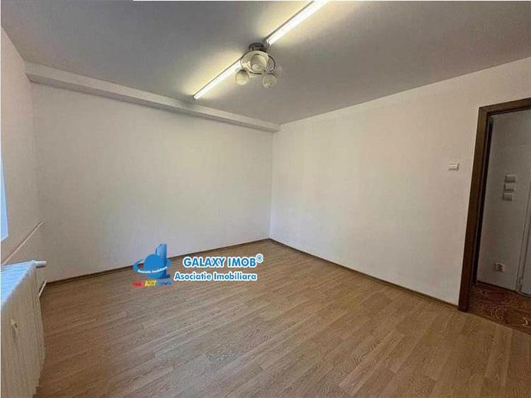 Vanzare aparatament 2 camere 13 Septembrie etaj 1 Suprafata 64 mp