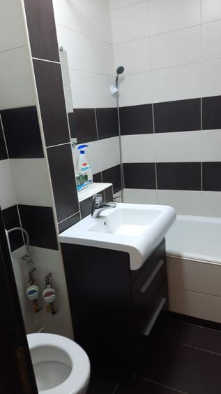 Tineretului, garsoniera, 7 minute metrou, decomandata, moderna