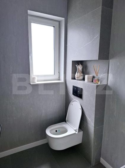 Duplex cu 4 camere, 178 mp utili, cu garaj, panoramă superbă, zona Voronet