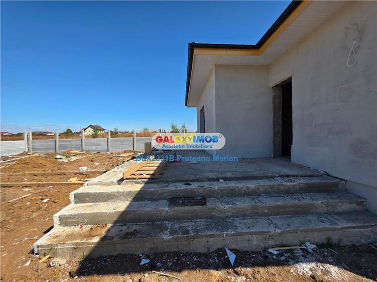 Vanzare casa Premium cu teren de 420 mp situata in comuna Clinceni
