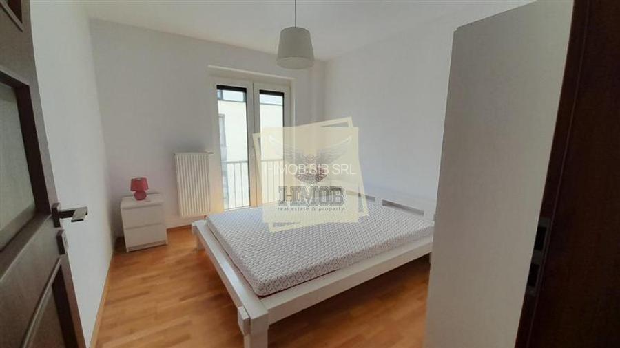 Apartament modern 3 camere 80 mpu terasa Boxa|parcare zona Centrala - 2