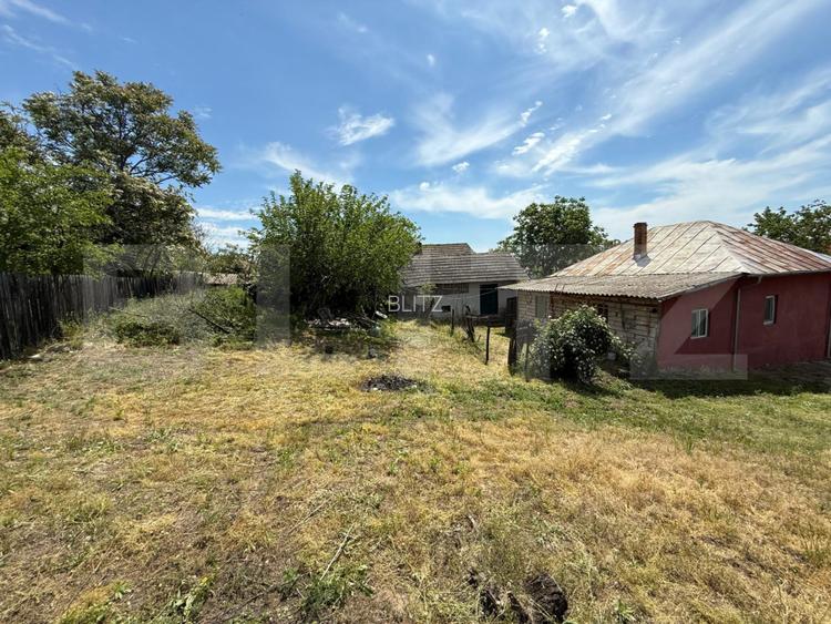 Casa partial renovata, 60 mp, 6000 mp teren, zona Georocu Mare - 15