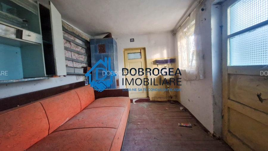  ZONA CENTRALA- CASA DEMOLABILA ,TEREN 733 MP,  DESCHIDERE STRADALA 11,5 ML - 6