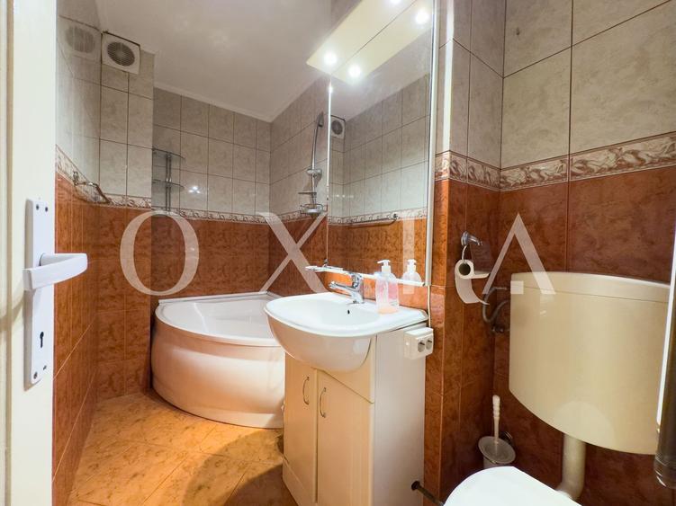 OX652 Mobilat-Utilat, Sagului (Shopping City)