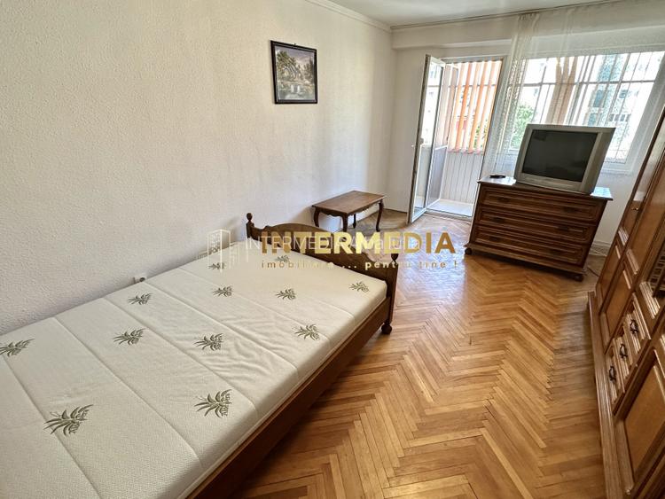 Apartament 3 camere decomandat | 1 Baie | 1 Balcon | 72 mp | Lift | Centru I - 8