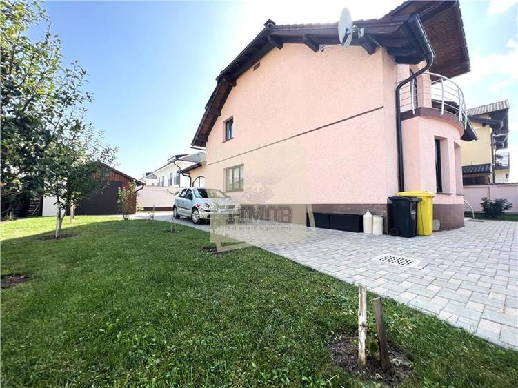 Casa individuala 5 camere 3 bai si teren de 500 mp Cartierul Arhitectilor