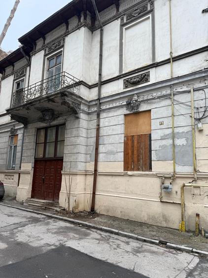 VANZARE CASA VILA INDIVIDUALA