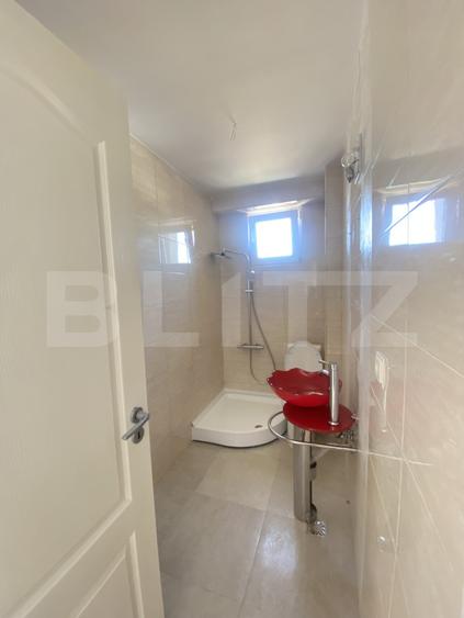 Apartament de vânzare, 2 camere, etaj intermediar, zona Decebal