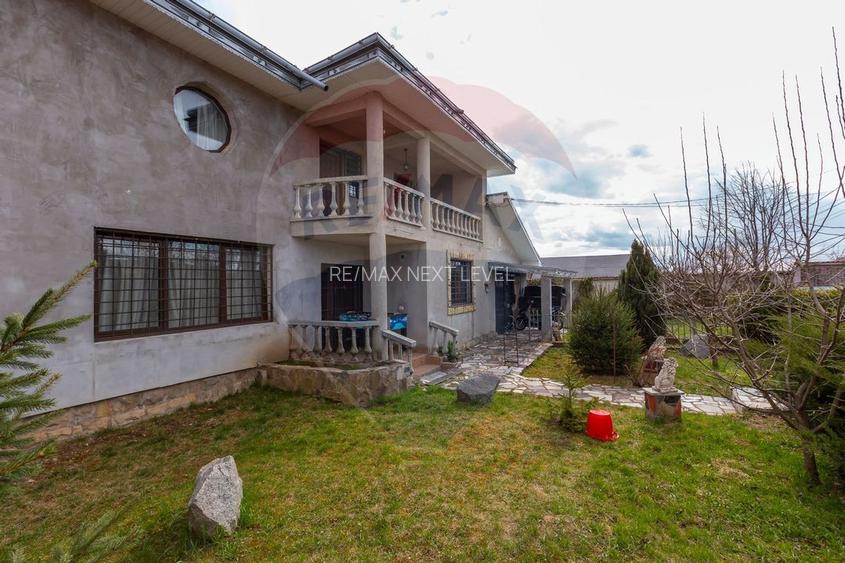 Vilă cu 7 camere de vânzare/schimb cu apartament, com. Traian, Bacău - 5