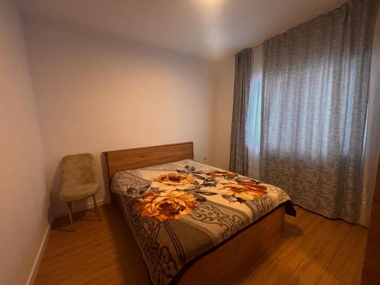 Apartament de inchiriat 2 camere decomandat