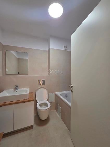 Inchiriez apartament cu 3 camere - 9