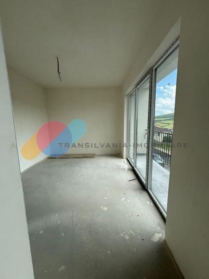 Duplex semifinisat, 120 mp utili, drum privat, zona Chinteni
