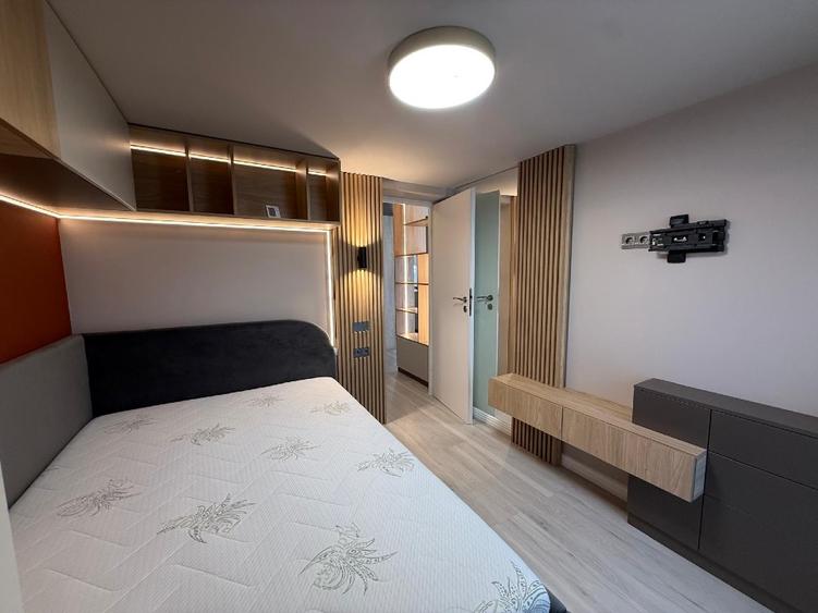 Inchiriez Apartament modern cu 3 camere in Bucuresti Sector 6 langa politehnica