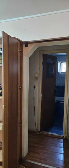 Apartament 2 camere-semidecomandat-zona Crangasi