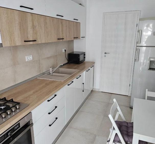 Prima Închiriere | 2 Camere Decomandat Grand Kristal | Parcare Inclusă |Bloc Nou