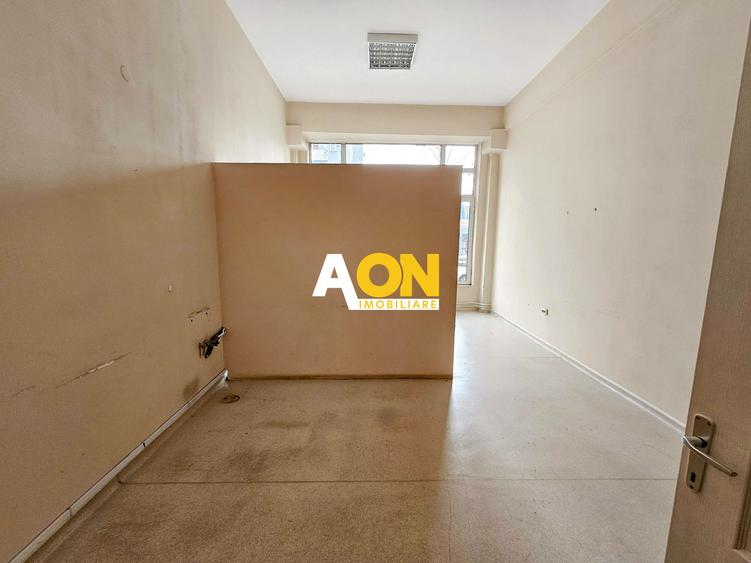 Spatiu de birouri, cabinete, 370 mp utili, parter, Cetate