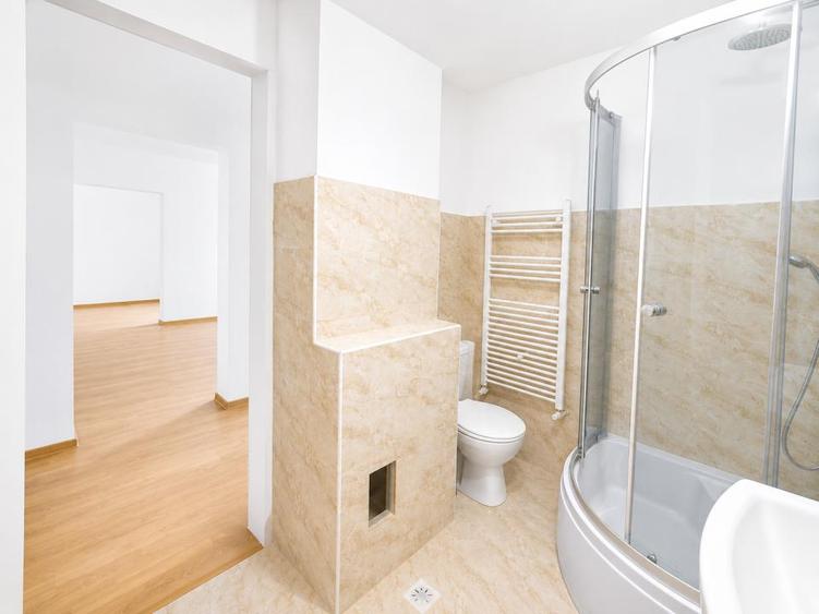 Apartament 3 camere ,renovat 2023 Maratei