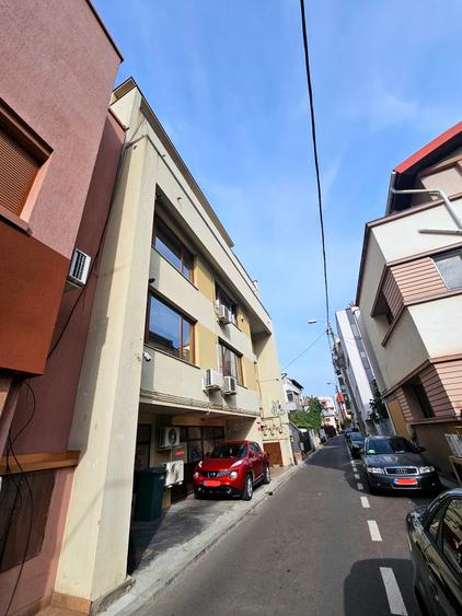 Oferta rara! Dorobanti, bloc boutique 3 apartamente, lift, inchiriat momentan.